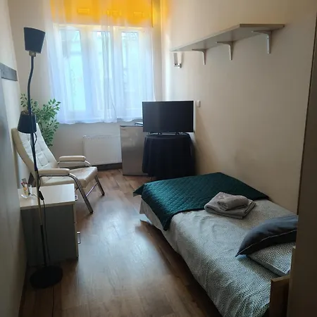 Goscinne Rozbark Hotel
