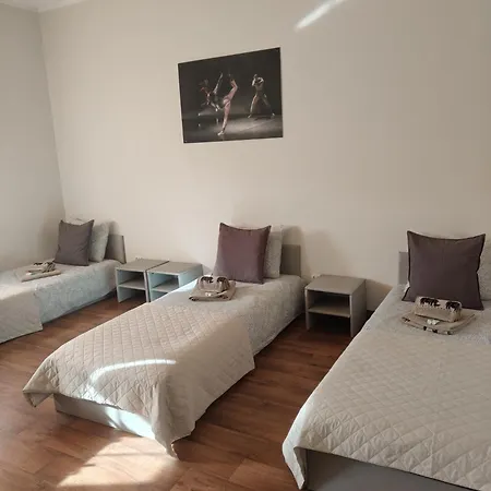 Goscinne Rozbark 바이톰