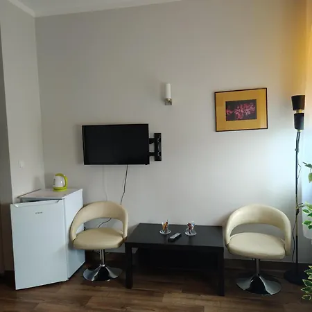 Goscinne Rozbark 호텔 *