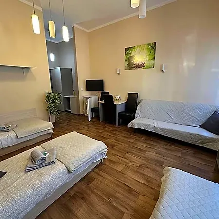 Goscinne Rozbark Otel *