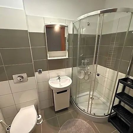 Goscinne Rozbark Otel *