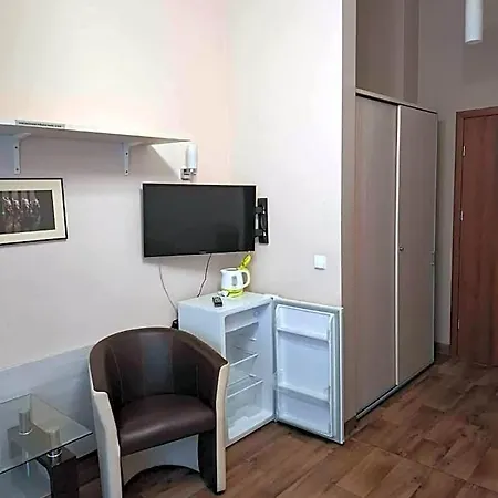 Goscinne Rozbark Otel *
