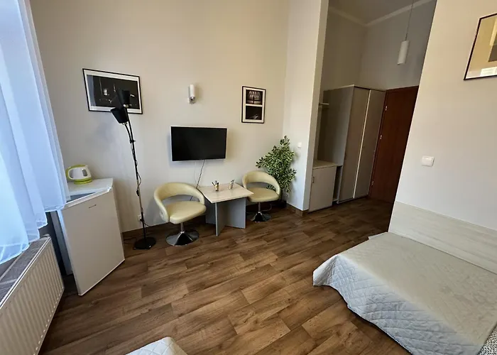 Goscinne Rozbark ביטום