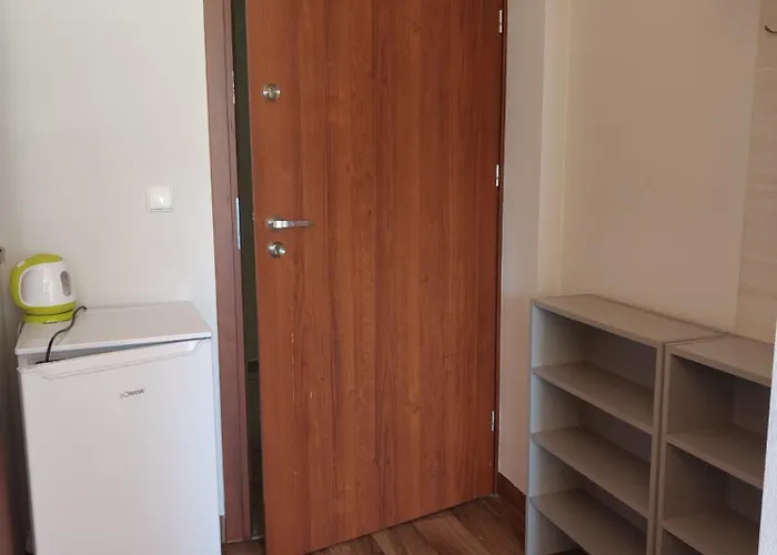 Goscinne Rozbark * ביטום