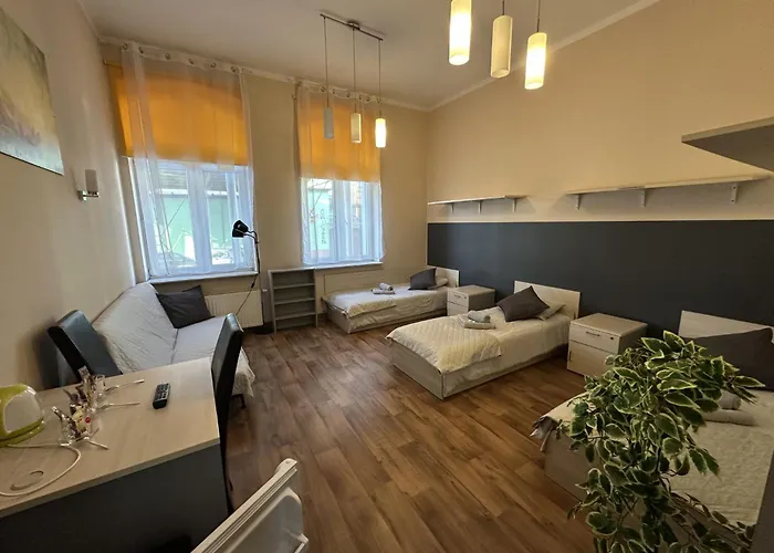 מלון Goscinne Rozbark *