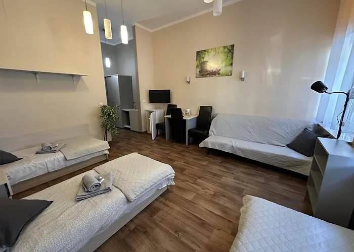 Goscinne Rozbark * ביטום