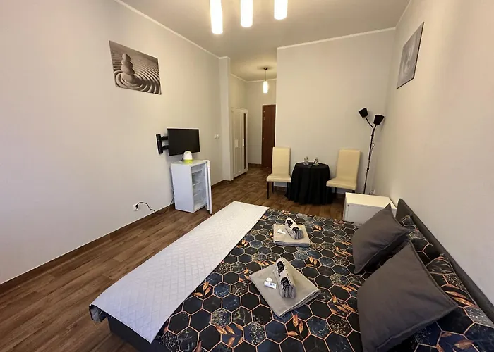 Goscinne Rozbark מלון *