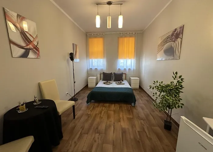 Goscinne Rozbark * ביטום