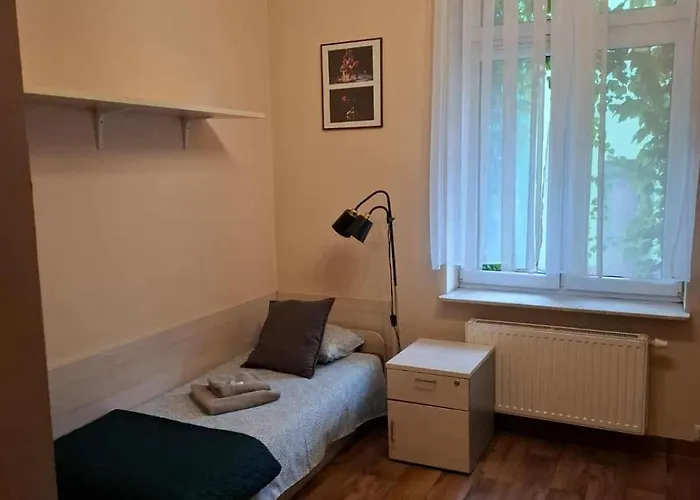 Goscinne Rozbark ביטום